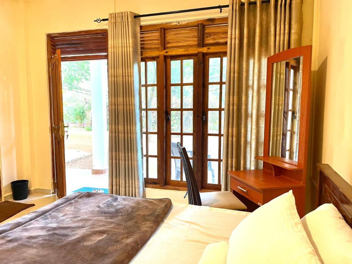 Hotel Mango Tree Nearest Adam'S Peak Nallathanniya Kültér fotó